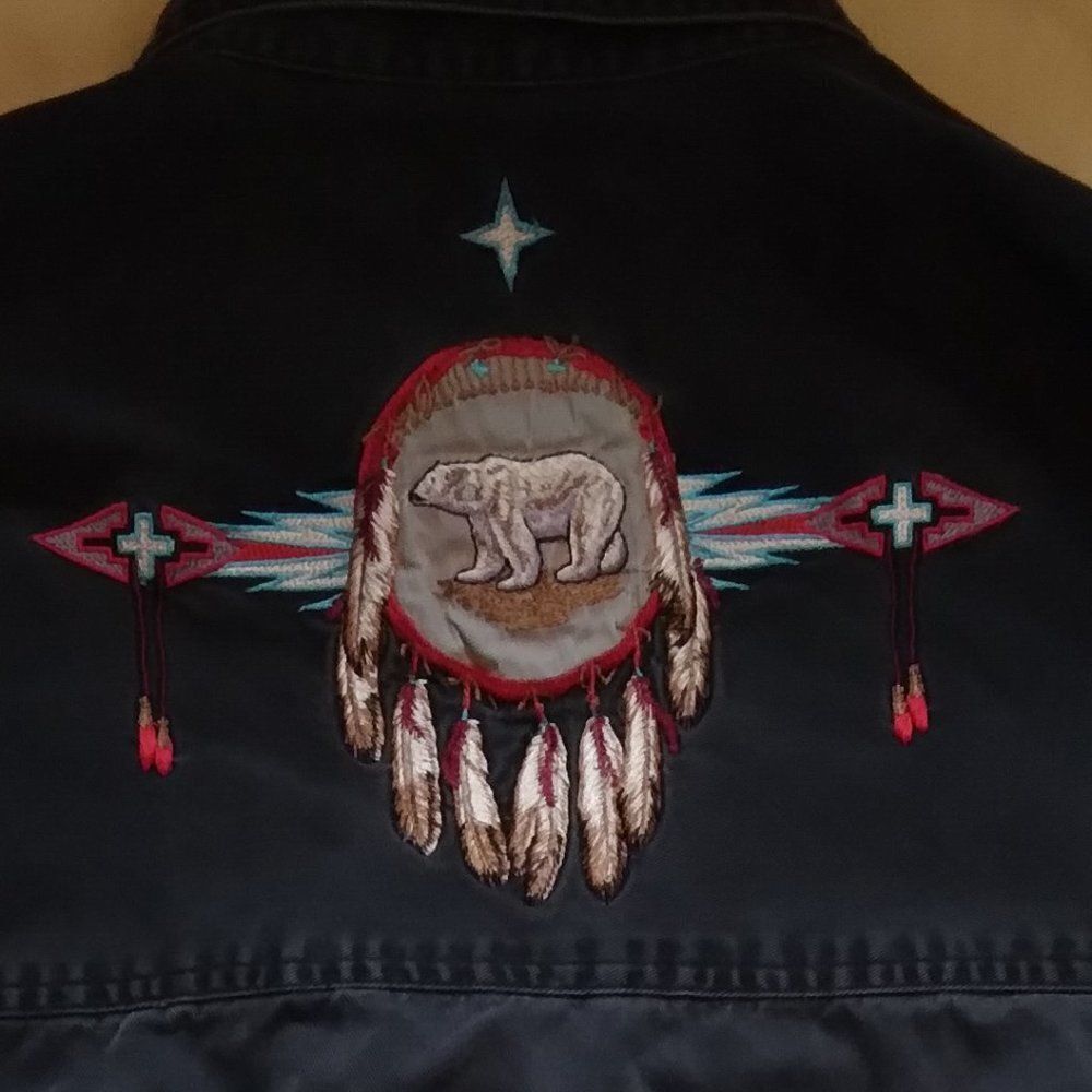 VTG Natural Wonders Dreamcatcher Bear Tribal Shirt